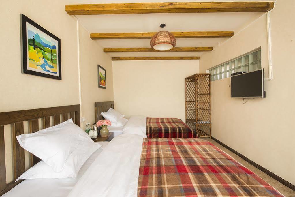 Li Jiang Wish Villa Hostel Lijiang  Dış mekan fotoğraf