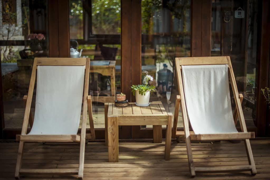 Li Jiang Wish Villa Hostel Lijiang  Dış mekan fotoğraf